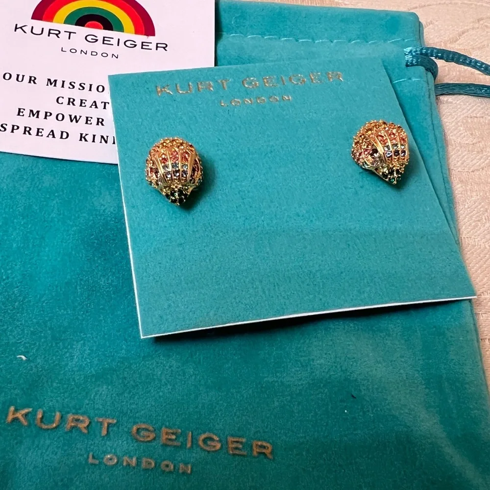 Kurt Geiger Rhinestone Gold Stud Earrings (R$88) NWT - Picture 2 of 6